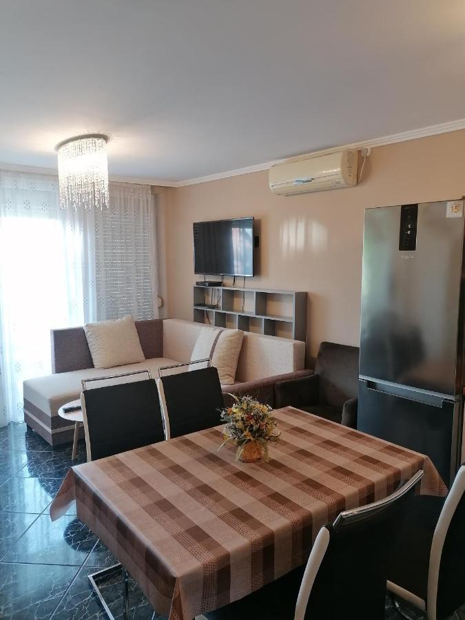 Bettina47 Apartman Hajduszoboszlo Exterior photo